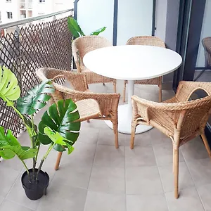 Telmo's Con Parking -sirimiri Apartments- Zumaia